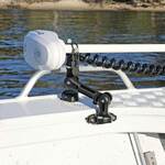 Railblaza Trolling Motor Support XL montiert an einem SidePort